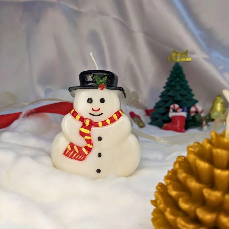 EKAA Candles' 2D Snowman Candles