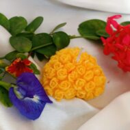 EKAA™ Heart of Roses Soy Candle Yellow