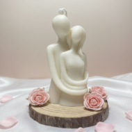 the sculpted couple candle by ekaa in white